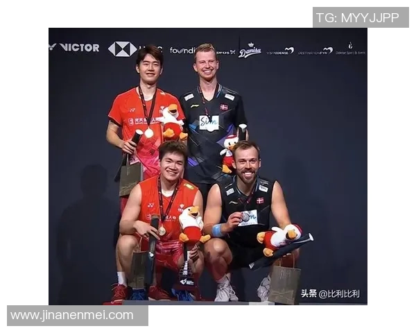 武汉羽毛球队荣登全国羽毛球状态排行榜第二名展现强劲实力