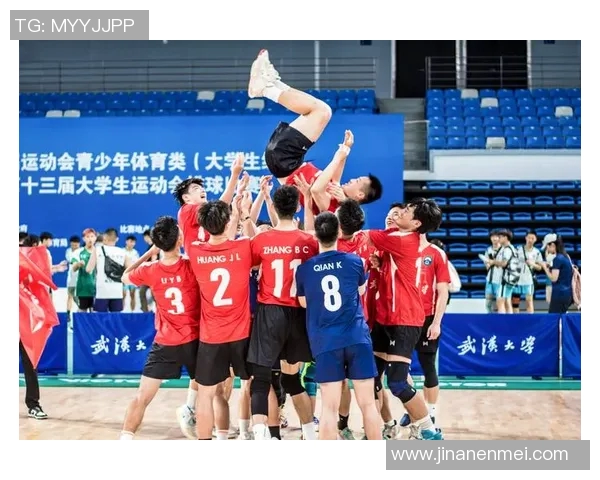 武汉排球队的奋斗历程与辉煌成就大师赛特别报道