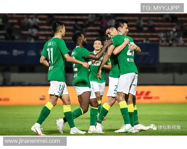 西安篮球队在世界杯积分榜上以84分高居榜首展现强劲实力 西安篮球队在世界杯积分榜上以84分高居榜首展现强劲实力