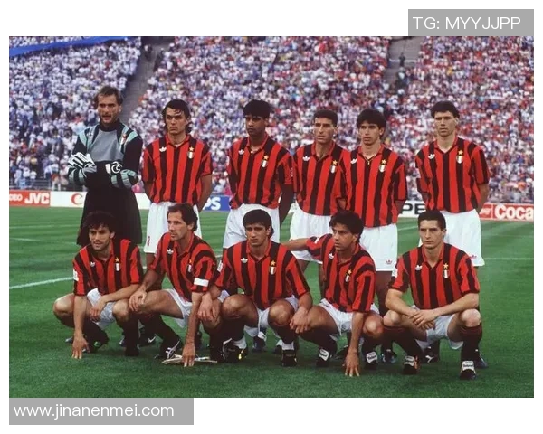 米兰足球明星对抗赛精彩回顾与球员表现分析