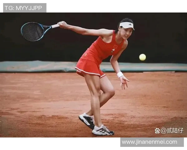 南京网球队节奏之争引发广泛讨论球迷热议比赛风格与战术选择